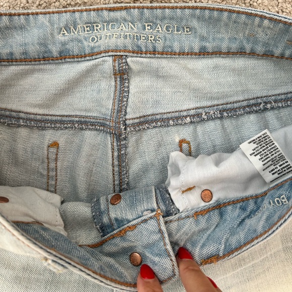 American Eagle Boyfriend jeans - Picture 3 of 3
